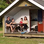 Camping Riis Give